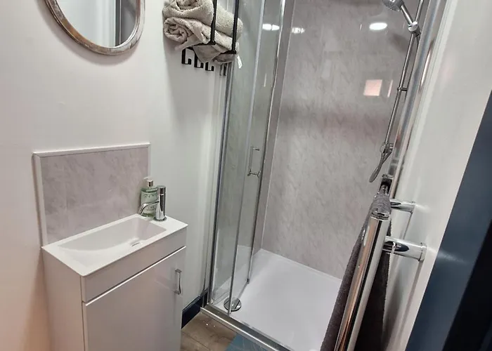 Orman Evi Pond Pine 2ppl Adults Only